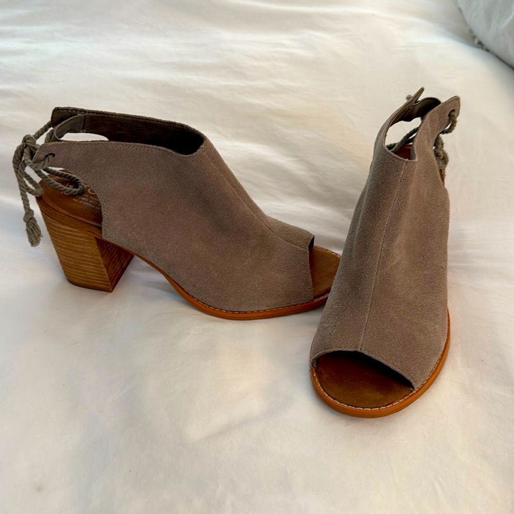 Toms 'Elba' Suede Heels 10